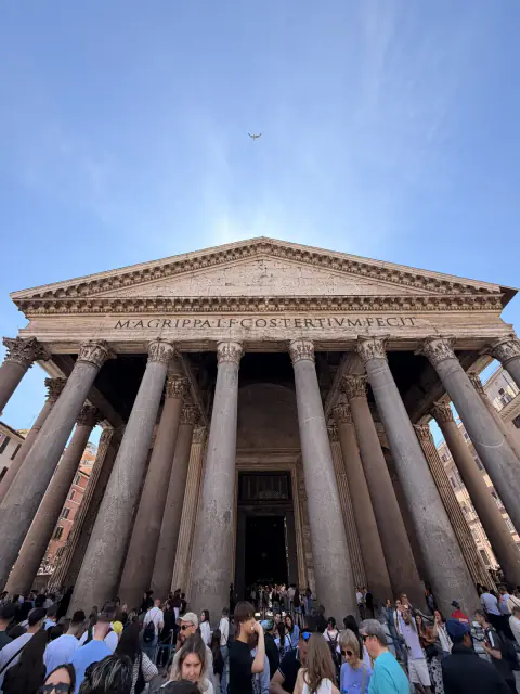 the pantheon 🏛️