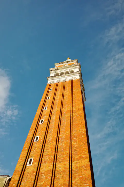 you can go up this! 🗼